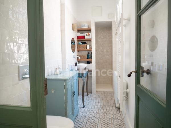 Demeure d'exception au coeur de l'ancienne rue Royale, 6 pièces, 290 m2 avec petit patio  (32)