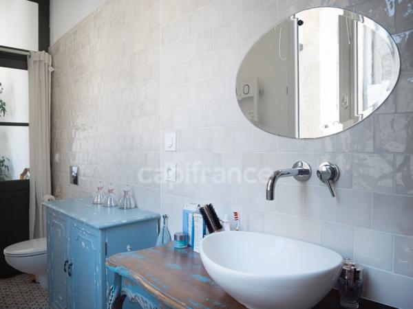 Demeure d'exception au coeur de l'ancienne rue Royale, 6 pièces, 290 m2 avec petit patio  (32)