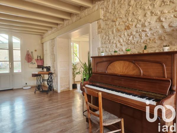House for sale 7 rooms 300 m² Roullet-Saint-Estèphe