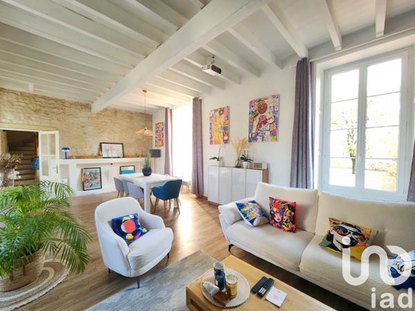 House for sale 7 rooms 300 m² Roullet-Saint-Estèphe