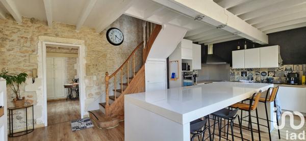 House for sale 7 rooms 300 m² Roullet-Saint-Estèphe