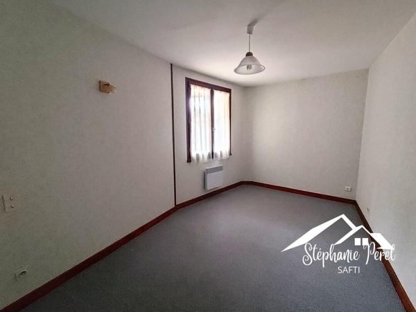 Immeuble de rapport / Maison familiale 4 logements – Jardin