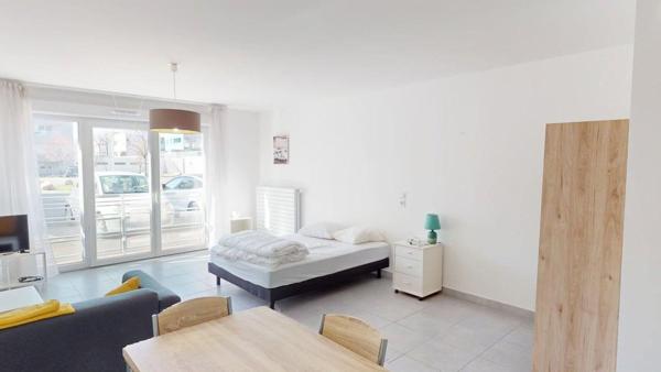 APPARTEMENT T1 PRET A VIVRE STATIONNEMENT COUVERT