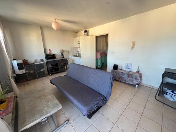 Spécial Investisseur – Studio avec terrasse et parking – Villeneuve-sur-Lot