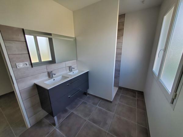 Maison neuve normes PMR à vendre
