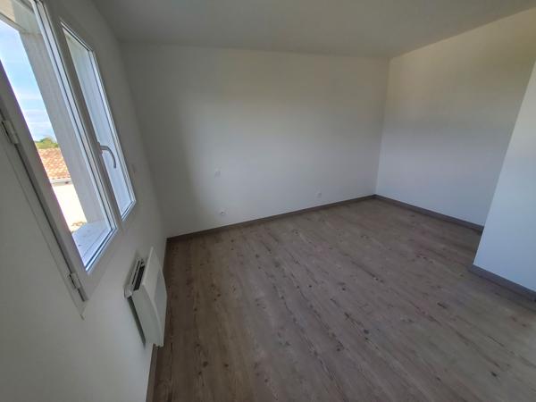 Maison neuve normes PMR à vendre