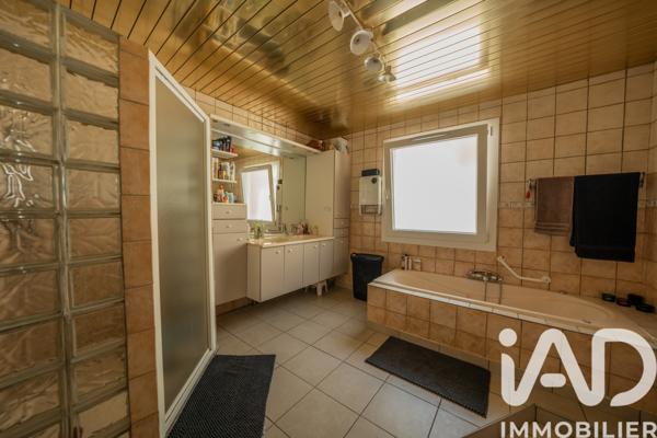 Maison à vendre 4 pièces 143,5 m² Vals-les-Bains