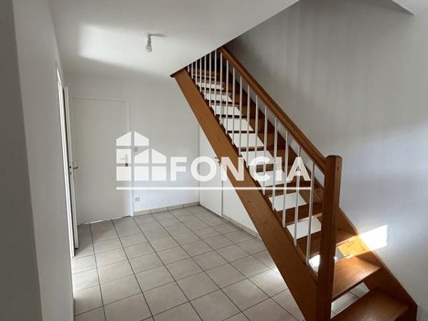 Location Maison 5 pièces 99.38 m² - 48 RUE DU PASTEUR LUTHER KING La Roche Sur Yon 85000