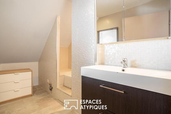 Nantes Île Beaulieu : duplex cathédrale sous les toits avec balcon-terrasse