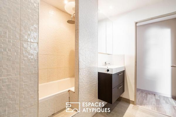 Nantes Île Beaulieu : duplex cathédrale sous les toits avec balcon-terrasse