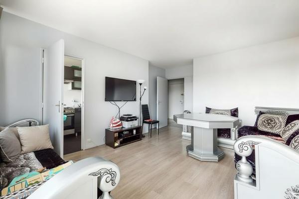 À vendre - T3, 3 pièces situé à Élancourt (78990)