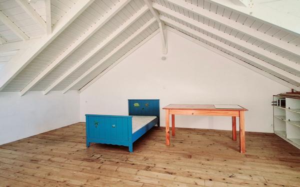 Maison à louer    4 pièces •  Sainte-Rose