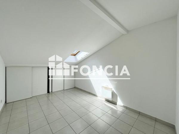 Location Appartement 3 pièces 41.05 m² - 2 RUE DES CARTELLETS Bourg En Bresse 01000