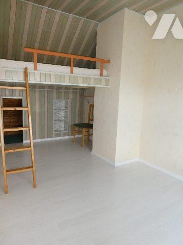 MONDEVILLE Proche commodités et transports