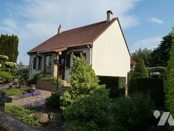 MONDEVILLE Proche commodités et transports