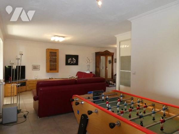 MONDEVILLE Proche commodités et transports