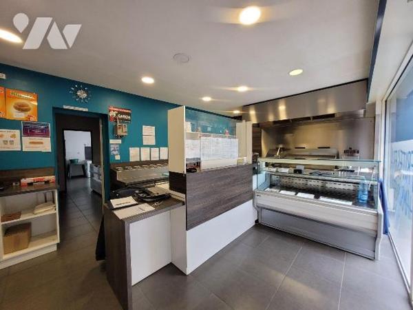 A VENDRE FONDS DE COMMERCE PETITE-SYNTHE A CEDER : Dans zone passante et stratégique, UN FONDS ...