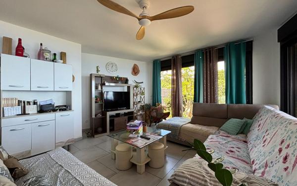 Maison à vendre    3 pièces • 98 m2 Saint-Leu