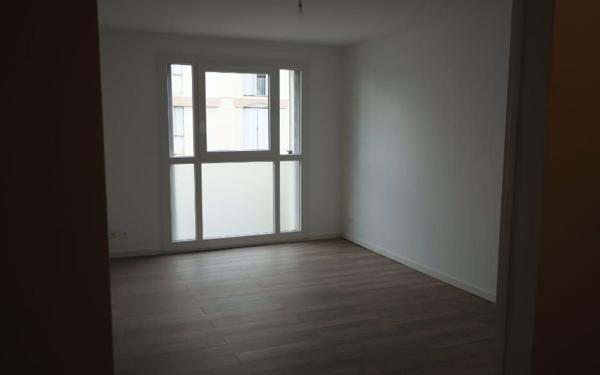 Appartement à vendre    2 pièces • 45 m2 Nîmes