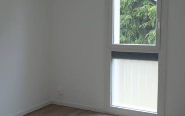 Appartement à vendre    2 pièces • 45 m2 Nîmes