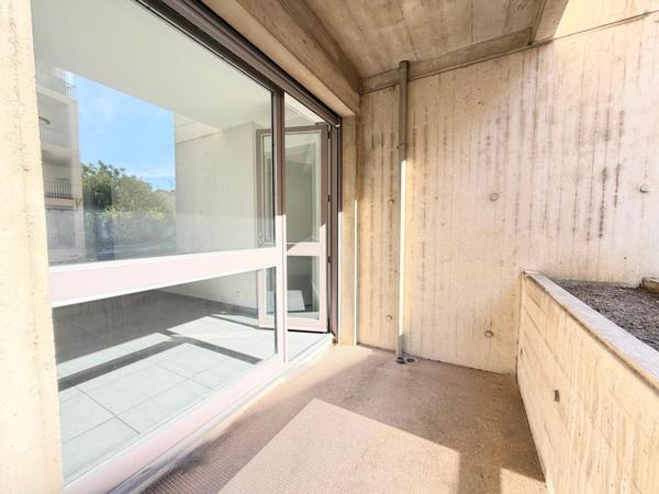 Appartement 3 chambres balcon et parking!