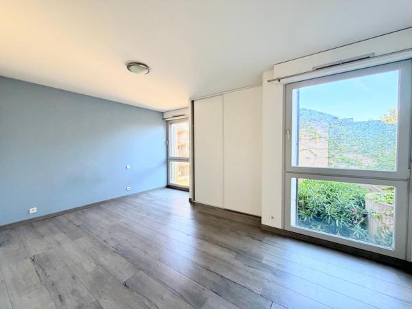 Appartement 3 chambres balcon et parking!