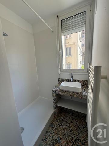 Appartement F1 à vendre  1 pièce - 33,12 m2 PARIS - 75011