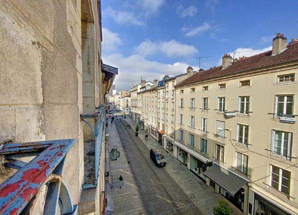 Appartement à louer    1 pièce •  Nancy