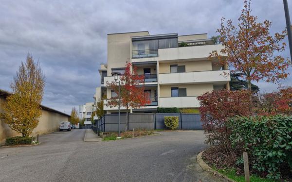 Appartement à vendre    3 pièces • 83,83 m2 Rillieux-la-Pape