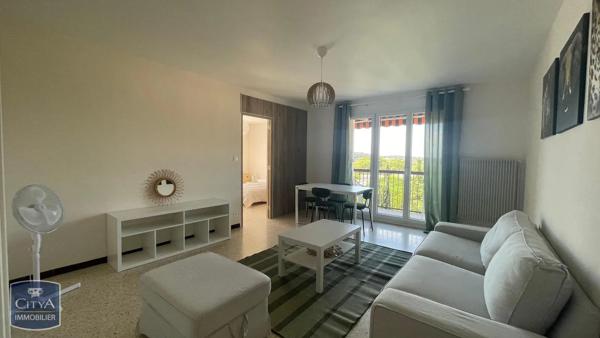 Appartement à louer 4 pièces 83.65m² Aix-en-Provence (13100)