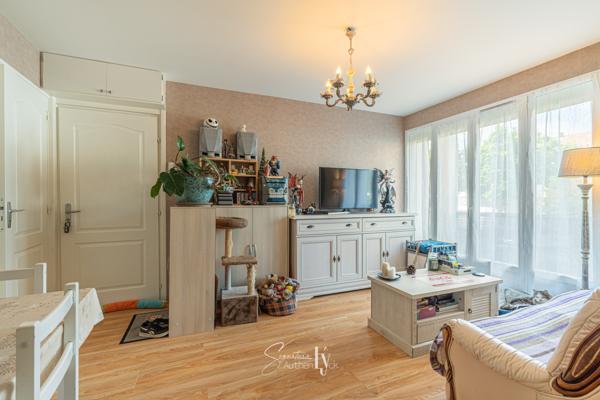 Appartement
         3 pièces
        - 43 m² Exclusivité 59 900 €*
