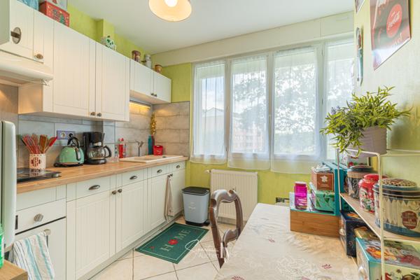 Appartement
         3 pièces
        - 43 m² Exclusivité 59 900 €*