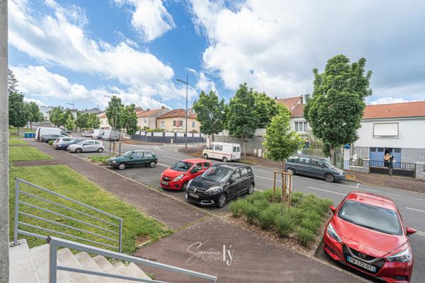 Appartement
         3 pièces
        - 43 m² Exclusivité 59 900 €*