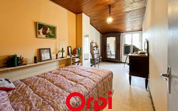 Maison à vendre    5 pièces •  Évenos