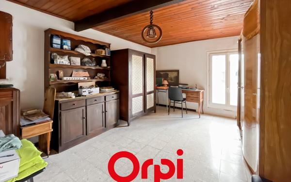 Maison à vendre    5 pièces •  Évenos