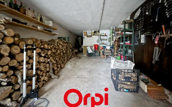 Maison à vendre    5 pièces •  Évenos