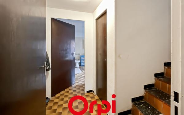 Maison à vendre    5 pièces •  Évenos