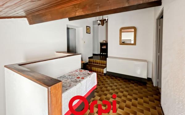 Maison à vendre    5 pièces •  Évenos