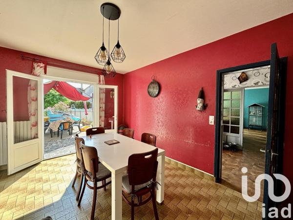 Maison 6 pièces de 194 m² à Sancoins (18600)