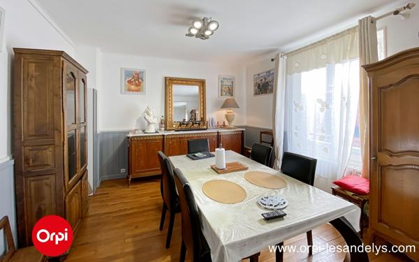 Maison à vendre    5 pièces •  Les Andelys