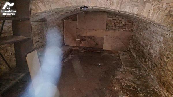 A vendre, à champignol-lez-Mondeville, à 10 min de l'autoroute A5, 15 min de Bar-sur-Aube, 35 m...