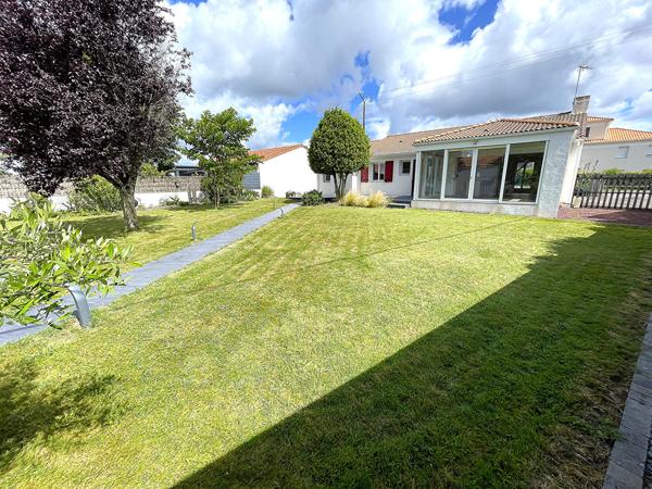 Maison La Chevrolière 8 pièce(s) 123.66 m² , La chevroliere