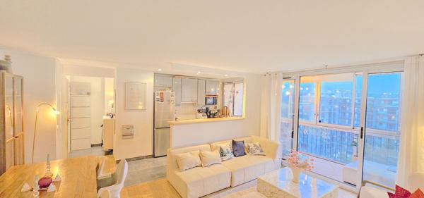 Appartement à vendre 485000 euros.