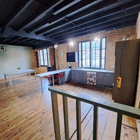 A VENDRE LAVELANET LOFT avec garage et vue sur Montsegur