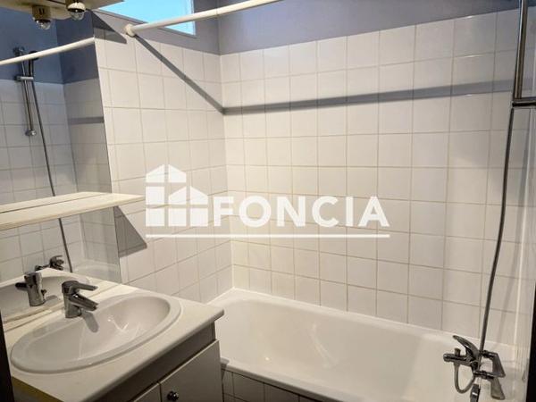 Location Studio 31 m² - 20 RUE DES EBISOIRES Plaisir 78370