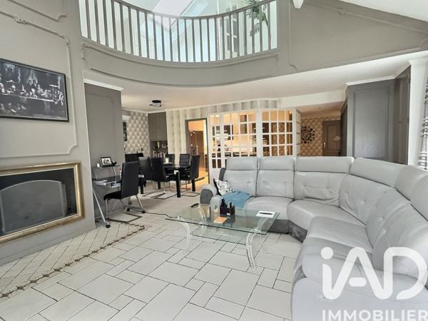 Maison à vendre 8 pièces 213 m² Ozoir-la-Ferrière