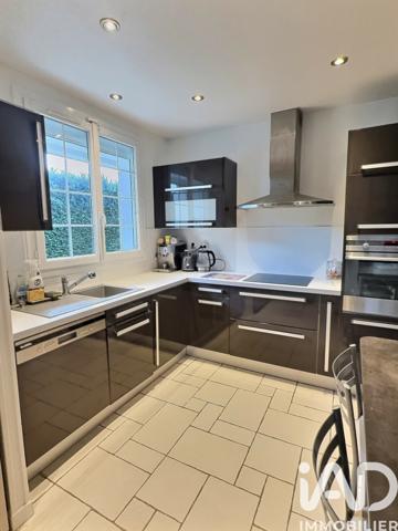 Maison à vendre 8 pièces 213 m² Ozoir-la-Ferrière