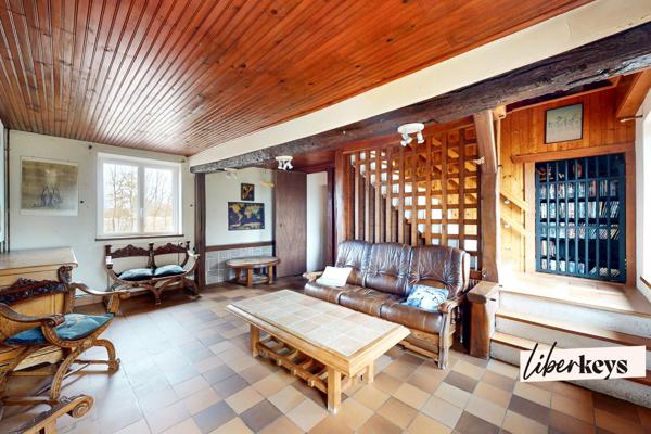 Grande propriété familiale avec piscine à Marcilly-la-Campagne