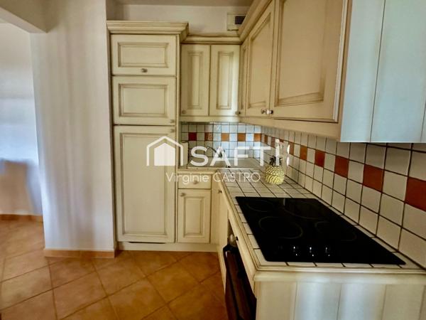 BEL APPARTEMENT 3 PIECES avec JARDIN - GARAGE - PISCINE & VUE PANORAMIQUE