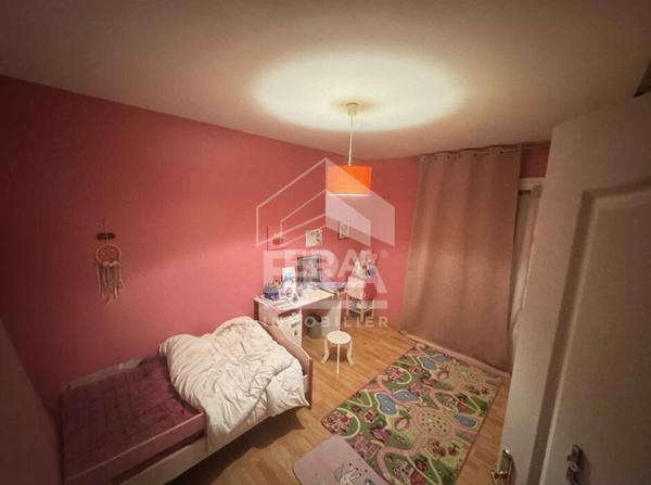 Maison à vendre indivoduelle  plain pied- 4 chambres avec piscine